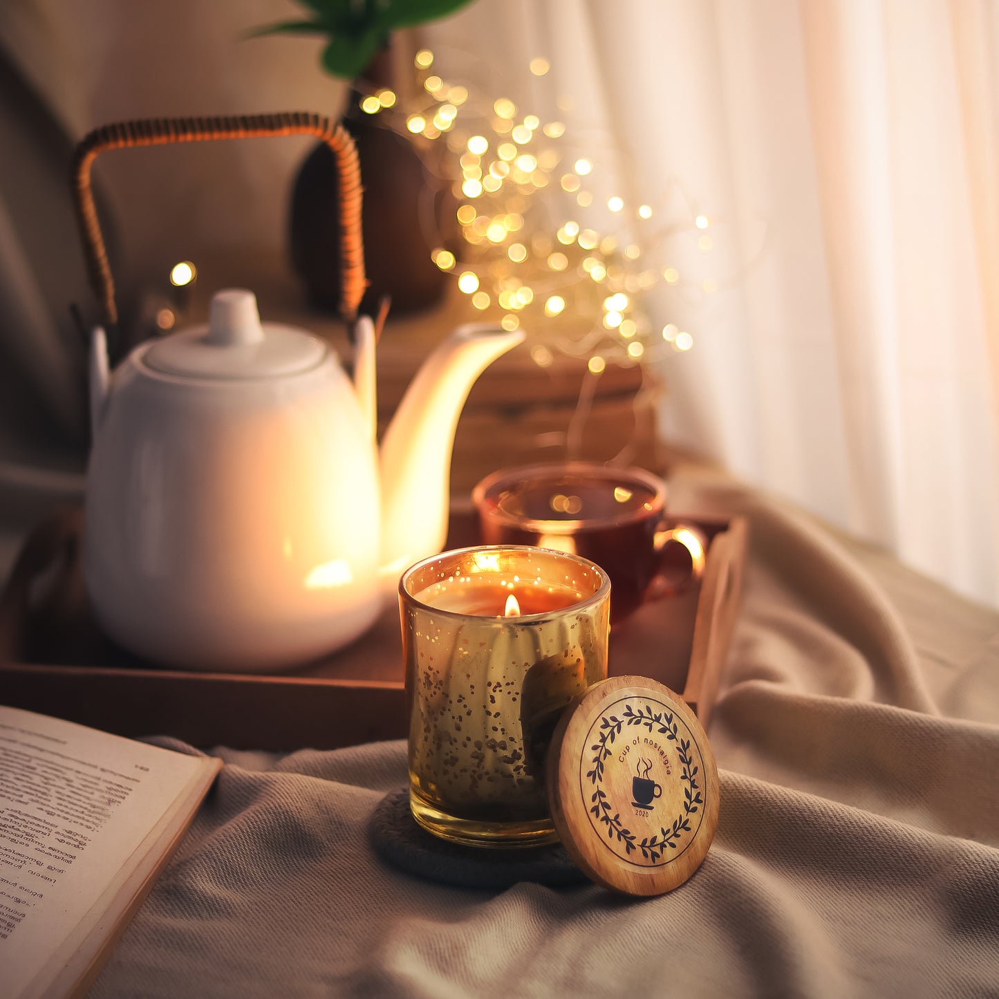 Golden glitters | scented candle